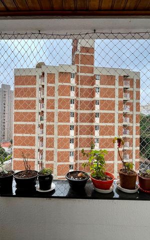 Apartamento à venda com 100m², 3 quartos e 1 vaga Apartamento à venda com 100m², 3 quartos e 1 vagaSacada do quarto 3