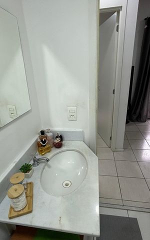 Apartamento à venda com 57m², 2 quartos e 1 vagaBanheiro Social