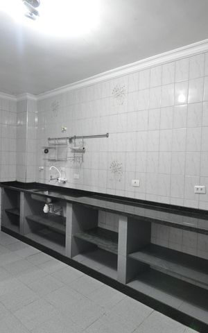 Casa à venda com 220m², 2 quartos e 1 vagaCozinha