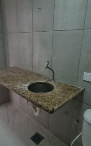 Casa de condomínio à venda com 150m², 3 quartos e 1 vagaBanheiro