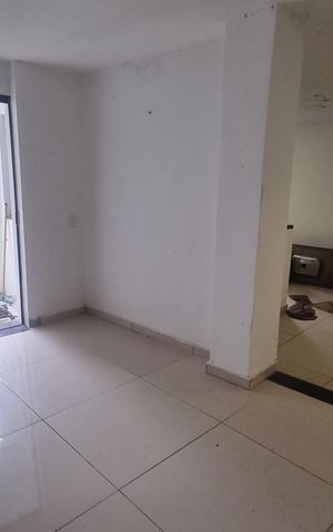 Casa de condomínio à venda com 150m², 3 quartos e 1 vagaSala