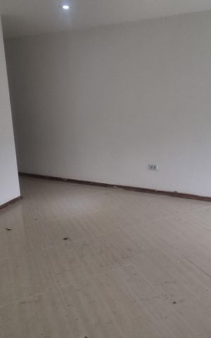 Casa de condomínio à venda com 150m², 3 quartos e 1 vagaSala