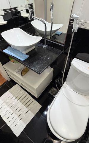 Apartamento à venda com 61m², 2 quartos e 1 vaga Apartamento à venda com 61m², 2 quartos e 1 vagaBanheiro