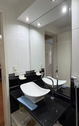 Apartamento à venda com 61m², 2 quartos e 1 vaga Apartamento à venda com 61m², 2 quartos e 1 vagaBanheiro