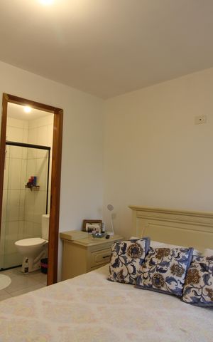 Casa à venda com 120m², 3 quartos e 2 vagassuíte