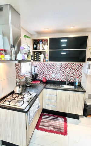Apartamento à venda com 85m², 2 quartos e 2 vagas Apartamento à venda com 85m², 2 quartos e 2 vagasCozinha