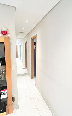 Apartamento à venda com 85m², 2 quartos e 2 vagas Apartamento à venda com 85m², 2 quartos e 2 vagasCorredor