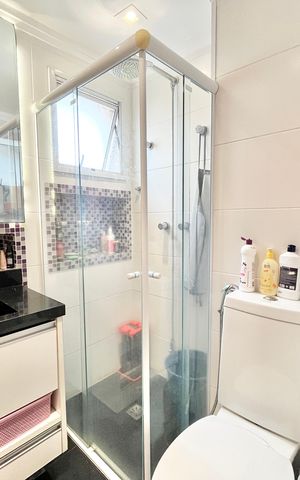 Apartamento à venda com 85m², 2 quartos e 2 vagas Apartamento à venda com 85m², 2 quartos e 2 vagasBanheiro da Suíte 1