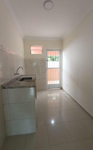 Casa para alugar com 70m², 2 quartos e sem vaga Casa para alugar com 70m², 2 quartos e sem vagaCozinha