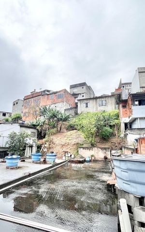 Casa à venda com 240m², 4 quartos e 6 vagasTerraço