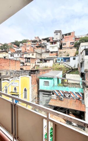 Casa à venda com 240m², 4 quartos e 6 vagasVaranda