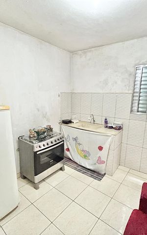 Casa à venda com 240m², 4 quartos e 6 vagasCozinha 3