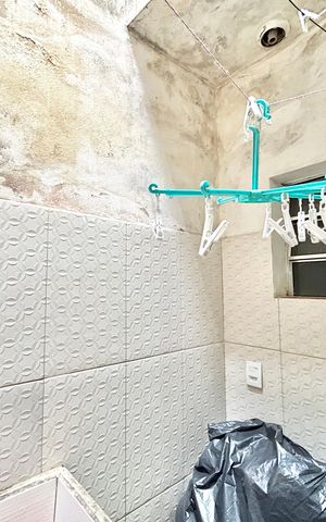 Casa à venda com 240m², 4 quartos e 6 vagasÁrea de Serviço 2