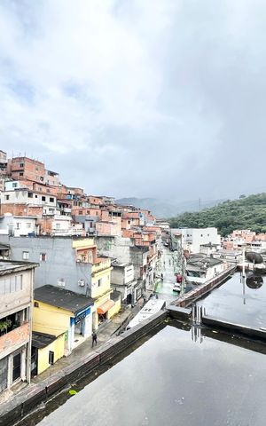 Casa à venda com 240m², 4 quartos e 6 vagasTerraço