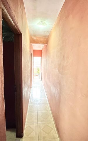 Casa à venda com 240m², 4 quartos e 6 vagasCorredor