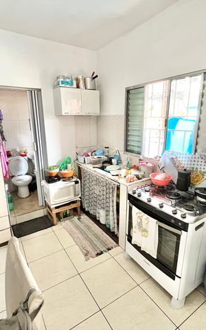 Casa à venda com 240m², 4 quartos e 6 vagasCozinha 2