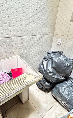 Casa à venda com 240m², 4 quartos e 6 vagasÁrea de Serviço 2