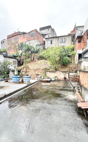 Casa à venda com 240m², 4 quartos e 6 vagasTerraço