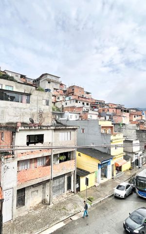 Casa à venda com 240m², 4 quartos e 6 vagasVaranda