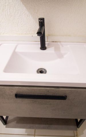 Apartamento para alugar com 42m², 2 quartos e 1 vaga Apartamento para alugar com 42m², 2 quartos e 1 vagaBanheiro