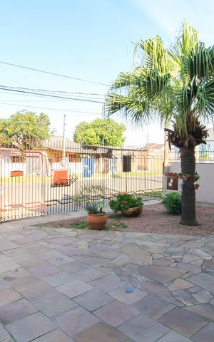 Casa para alugar com 193m², 3 quartos e 2 vagas Casa para alugar com 193m², 3 quartos e 2 vagasÁrea externa