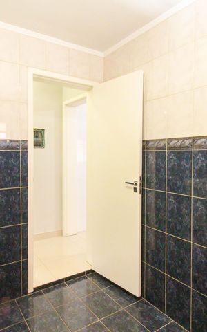 Casa para alugar com 193m², 3 quartos e 2 vagas Casa para alugar com 193m², 3 quartos e 2 vagasBanheiro 2