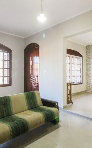 Casa para alugar com 193m², 3 quartos e 2 vagas Casa para alugar com 193m², 3 quartos e 2 vagasSala 1