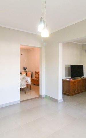 Casa para alugar com 193m², 3 quartos e 2 vagas Casa para alugar com 193m², 3 quartos e 2 vagasSala 1