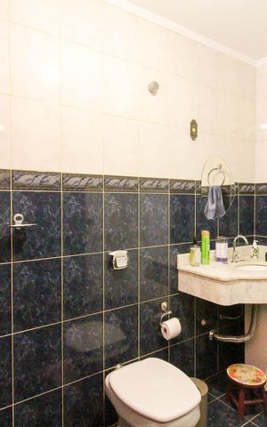 Casa para alugar com 193m², 3 quartos e 2 vagas Casa para alugar com 193m², 3 quartos e 2 vagasBanheiro 2