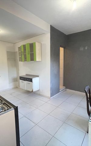Casa para alugar com 50m², 1 quarto e sem vaga Casa para alugar com 50m², 1 quarto e sem vagaSala/Cozinha