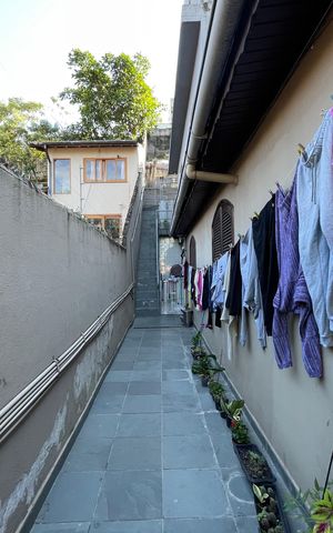 Casa para alugar com 50m², 1 quarto e sem vaga Casa para alugar com 50m², 1 quarto e sem vagaCorredor lateral