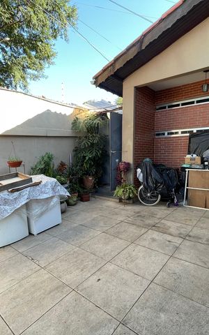 Casa para alugar com 50m², 1 quarto e sem vaga Casa para alugar com 50m², 1 quarto e sem vagaGaragem