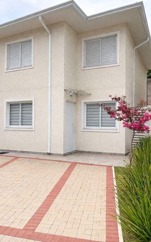 Casa à venda com 127m², 3 quartos e 2 vagas