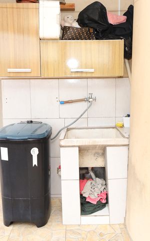 Casa à venda com 320m², 2 quartos e 3 vagasCasa 2 - Área de Serviço
