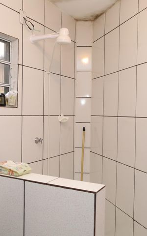 Casa à venda com 320m², 2 quartos e 3 vagasCasa 3 - Banheiro