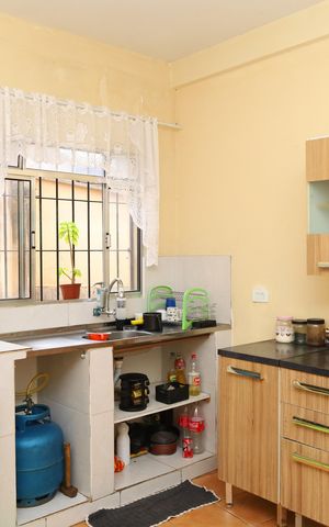 Casa à venda com 320m², 2 quartos e 3 vagasCasa 2 - Cozinha