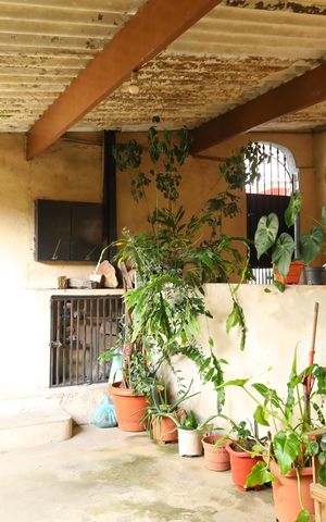 Casa à venda com 320m², 2 quartos e 3 vagasCasa 1 - Varanda