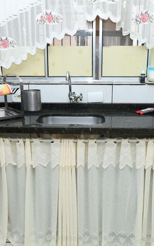 Casa à venda com 320m², 2 quartos e 3 vagasCasa 3 - Cozinha