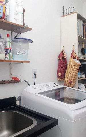 Apartamento à venda com 80m², 2 quartos e sem vagaCozinha + Área de Serviço