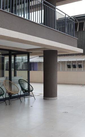 Apartamento para alugar com 346m², 3 quartos e 3 vagasVaranda
