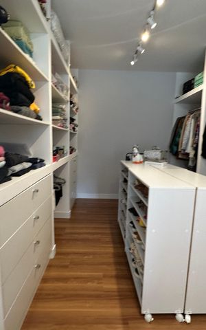 Apartamento para alugar com 346m², 3 quartos e 3 vagasCloset da suíte 2