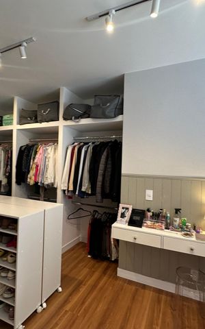 Apartamento para alugar com 346m², 3 quartos e 3 vagasCloset da suíte 2