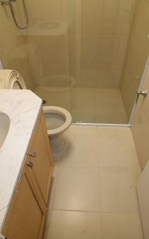 Apartamento à venda com 124m², 3 quartos e 3 vagasQuarto 2 - Banheiro