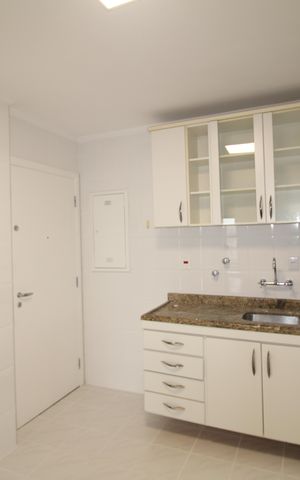 Apartamento à venda com 124m², 3 quartos e 3 vagasCozinha