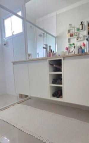 Casa de condomínio à venda com 253m², 3 quartos e 2 vagas