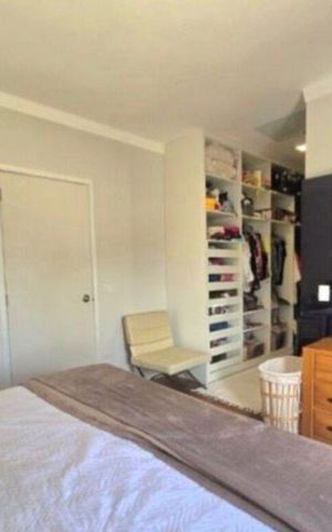 Casa de condomínio à venda com 253m², 3 quartos e 2 vagas