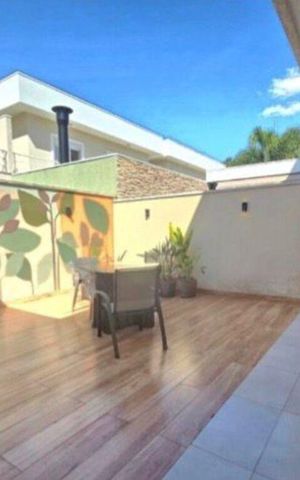 Casa de condomínio à venda com 253m², 3 quartos e 2 vagas