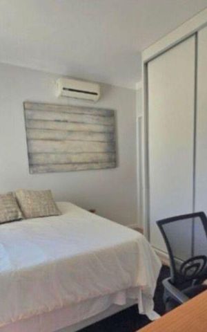 Casa de condomínio à venda com 253m², 3 quartos e 2 vagas