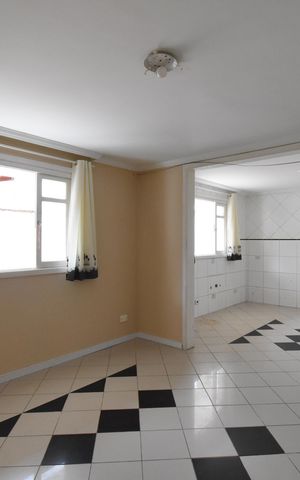 Casa à venda com 432m², 3 quartos e 5 vagasSala 2