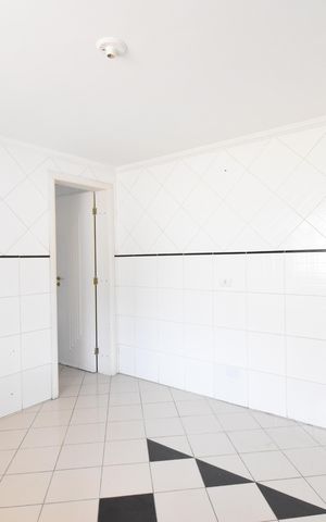 Casa à venda com 432m², 3 quartos e 5 vagasCozinha 